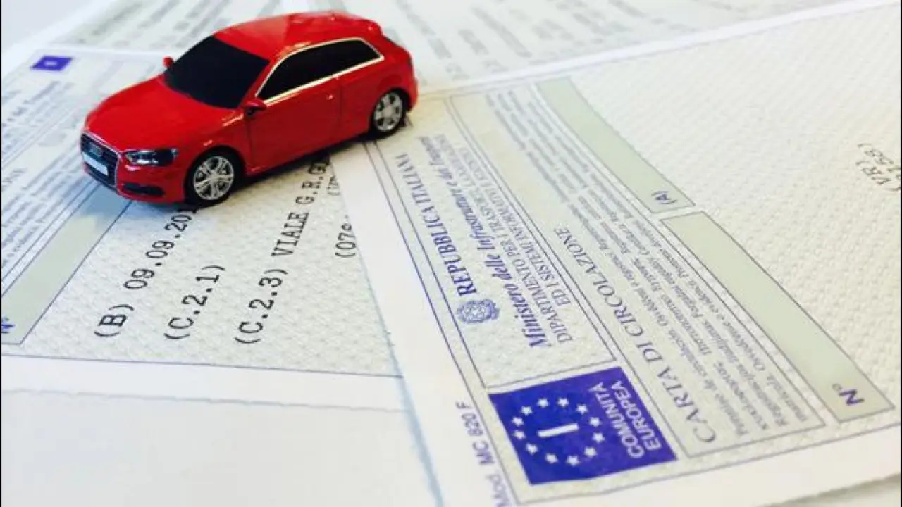 Come evitare la multa per revisione scaduta: le nuove regole estate 2025 Come evitare la multa per revisione scaduta: le nuove regole estate 2025