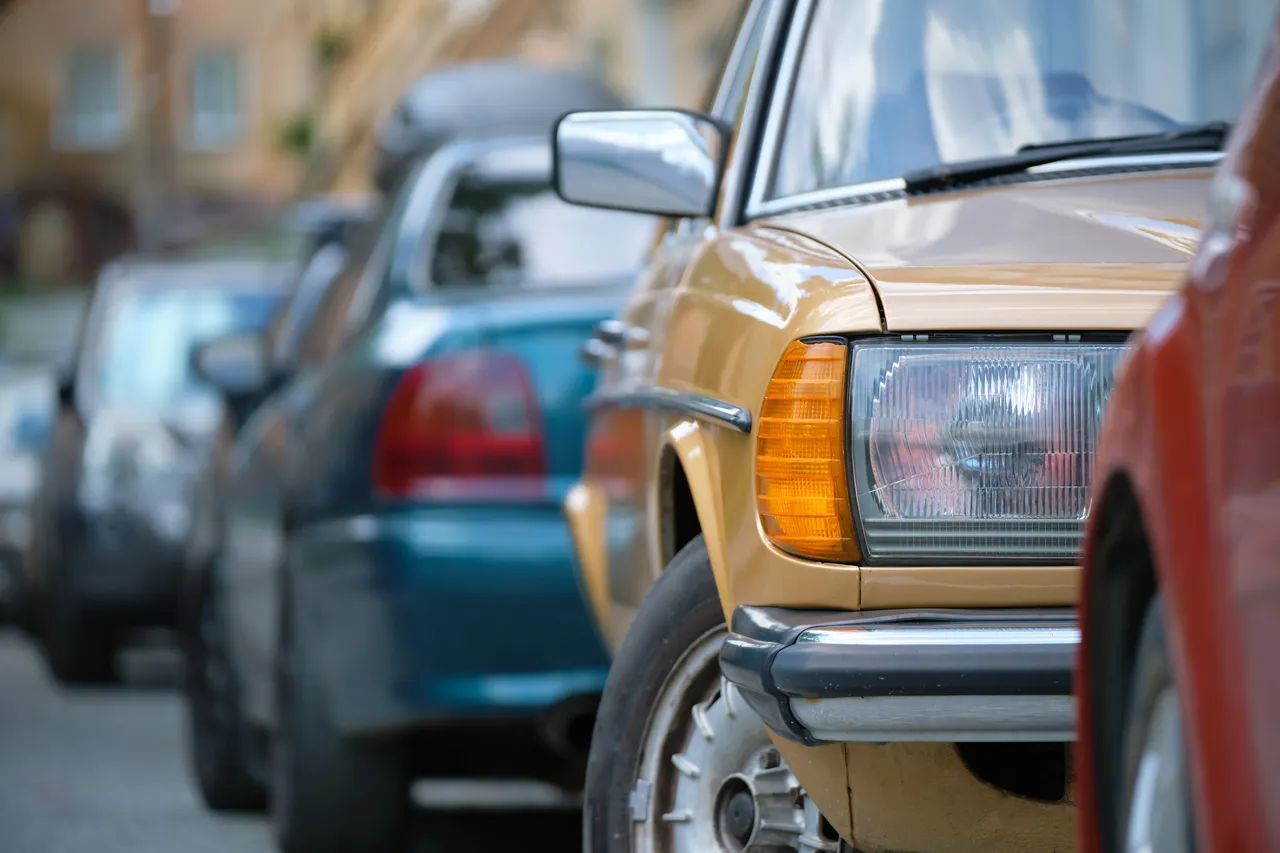 Ecco cosa rischi se dimentichi il triangolo d’emergenza in auto: multe e consigli Ecco cosa rischi se dimentichi il triangolo d’emergenza in auto: multe e consigli
