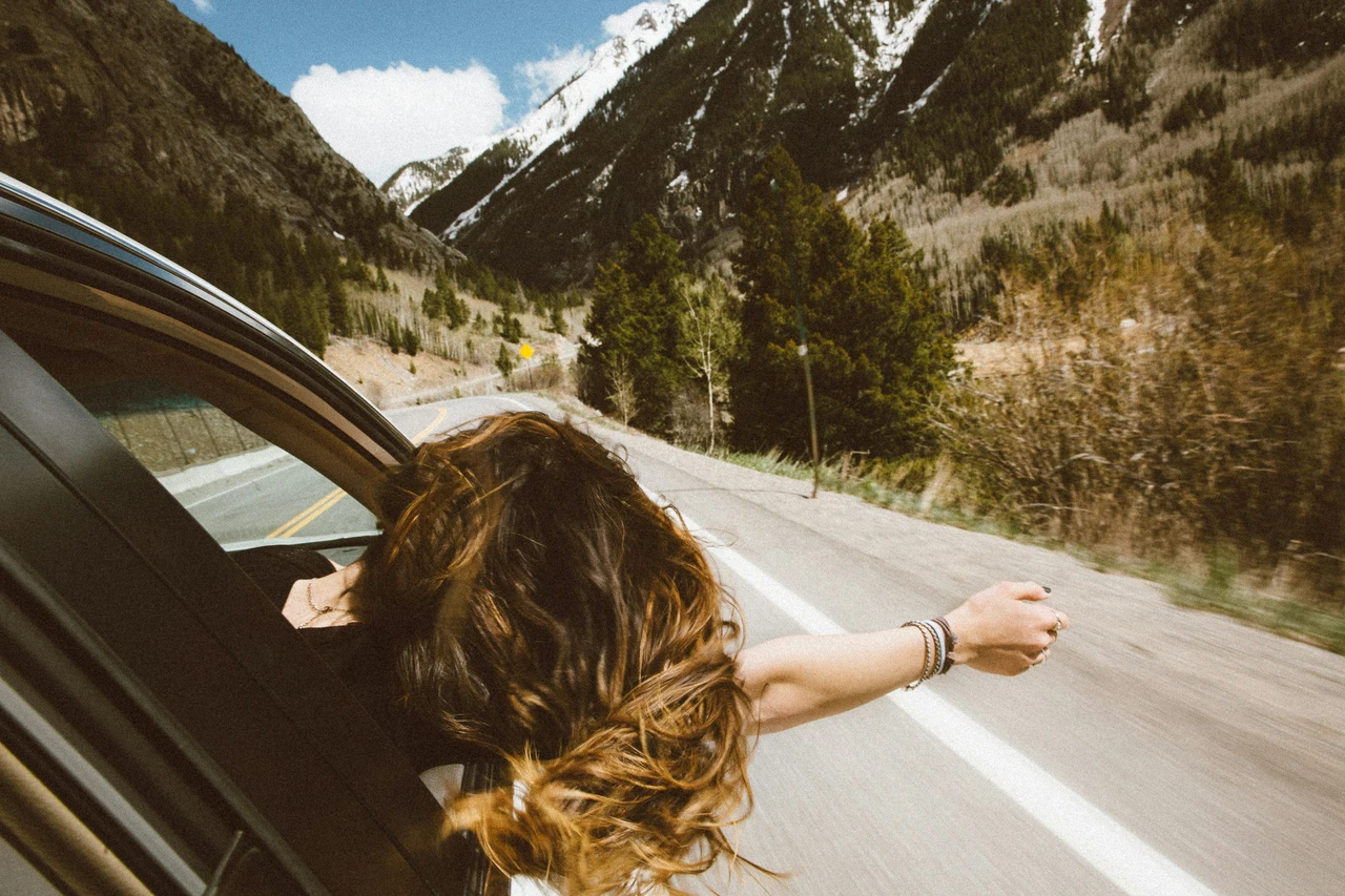 Cosa controllare nei sistemi di assistenza alla guida prima dei viaggi estivi Cosa controllare nei sistemi di assistenza alla guida prima dei viaggi estivi
