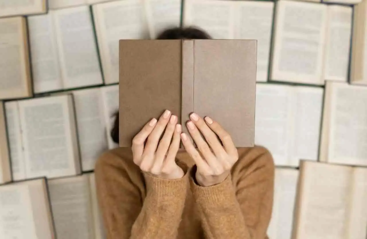 Come proteggere i libri dall’umidità in casa: il sistema dei restauratori per giugno Come proteggere i libri dall’umidità in casa: il sistema dei restauratori per giugno