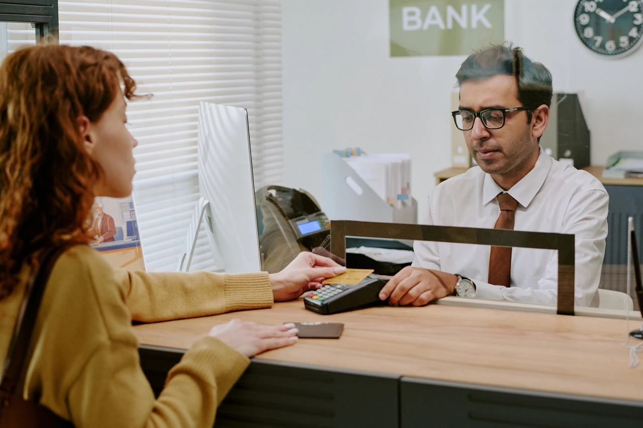 Come aprire un conto corrente online: requisiti, procedure e vantaggi per gestire i tuoi risparmi