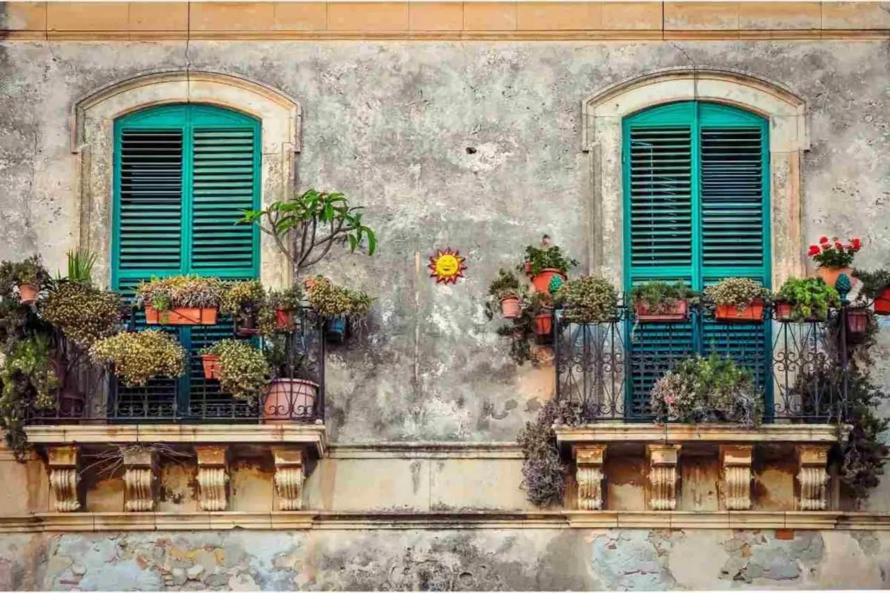 Attenzione ai gechi sul balcone: il trucco naturale che li allontana subito Attenzione ai gechi sul balcone: il trucco naturale che li allontana subito